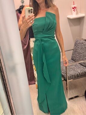Donna Karan Emerald One-Shoulder Gown